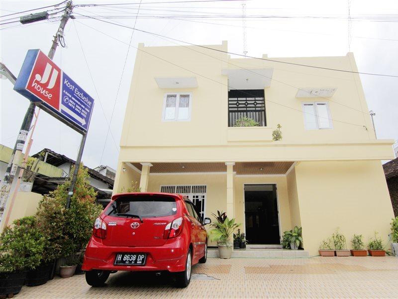 Jj House Gejayan Hotel Kejayan Ngoại thất bức ảnh