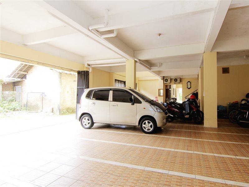 Jj House Gejayan Hotel Kejayan Ngoại thất bức ảnh